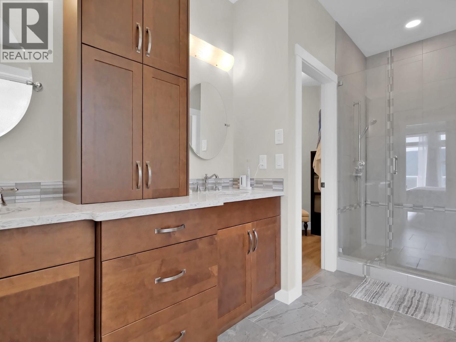 7255 Dunwaters Road, Kelowna