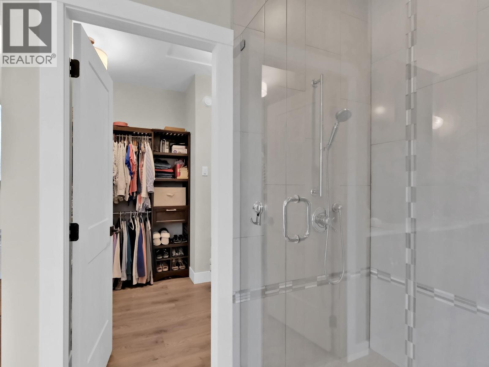 7255 Dunwaters Road, Kelowna