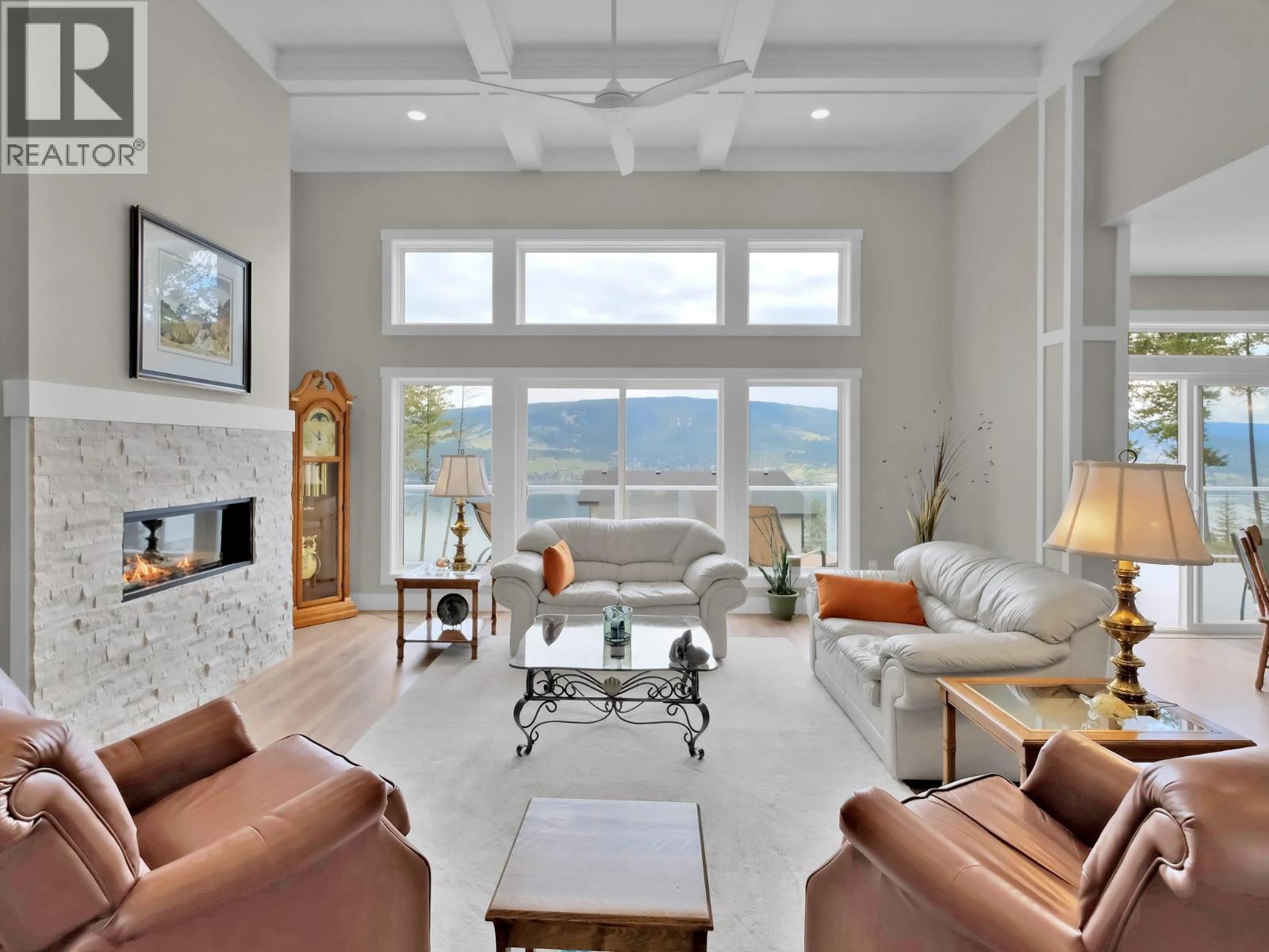 7255 Dunwaters Road, Kelowna