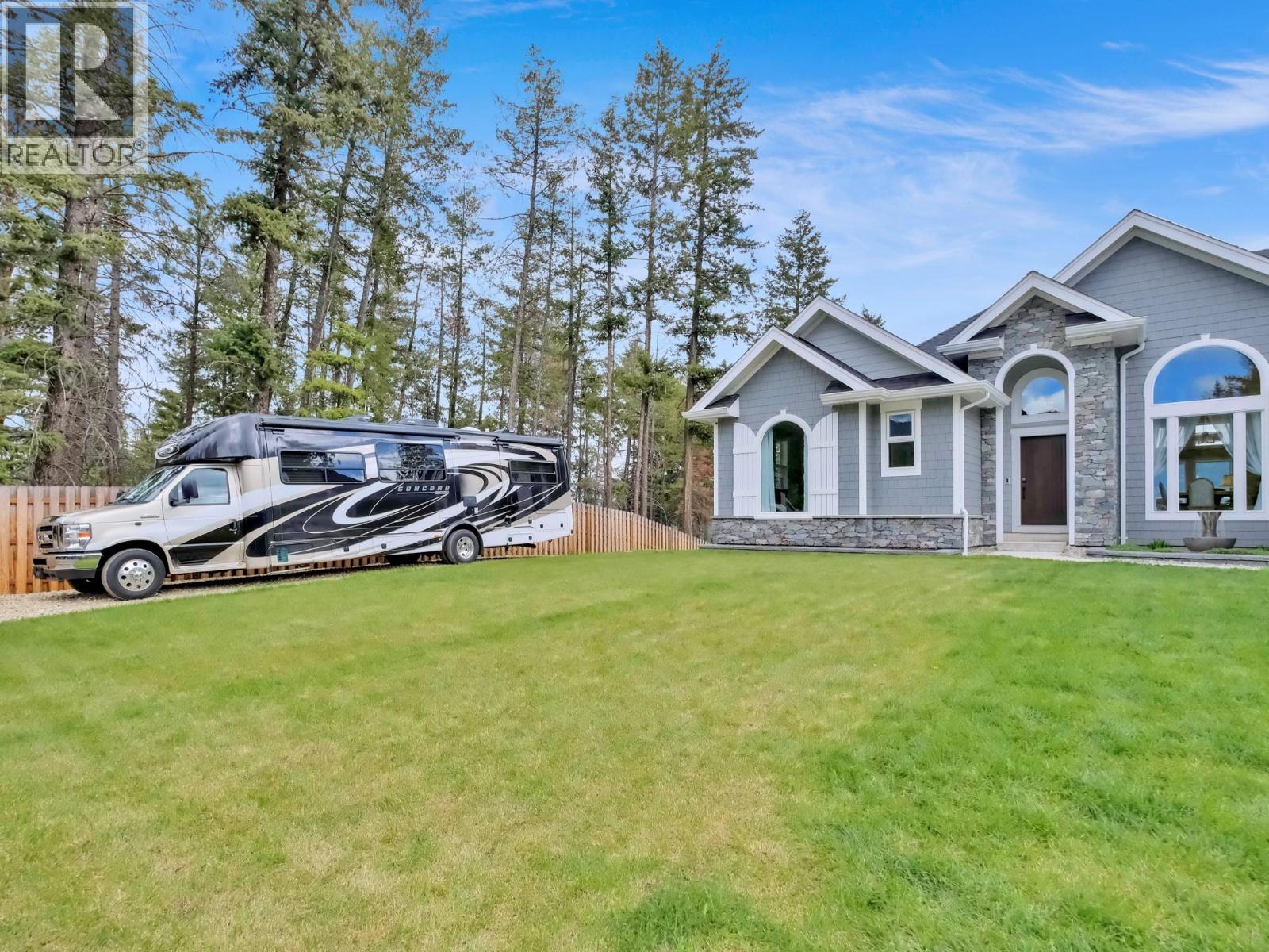 7255 Dunwaters Road, Kelowna