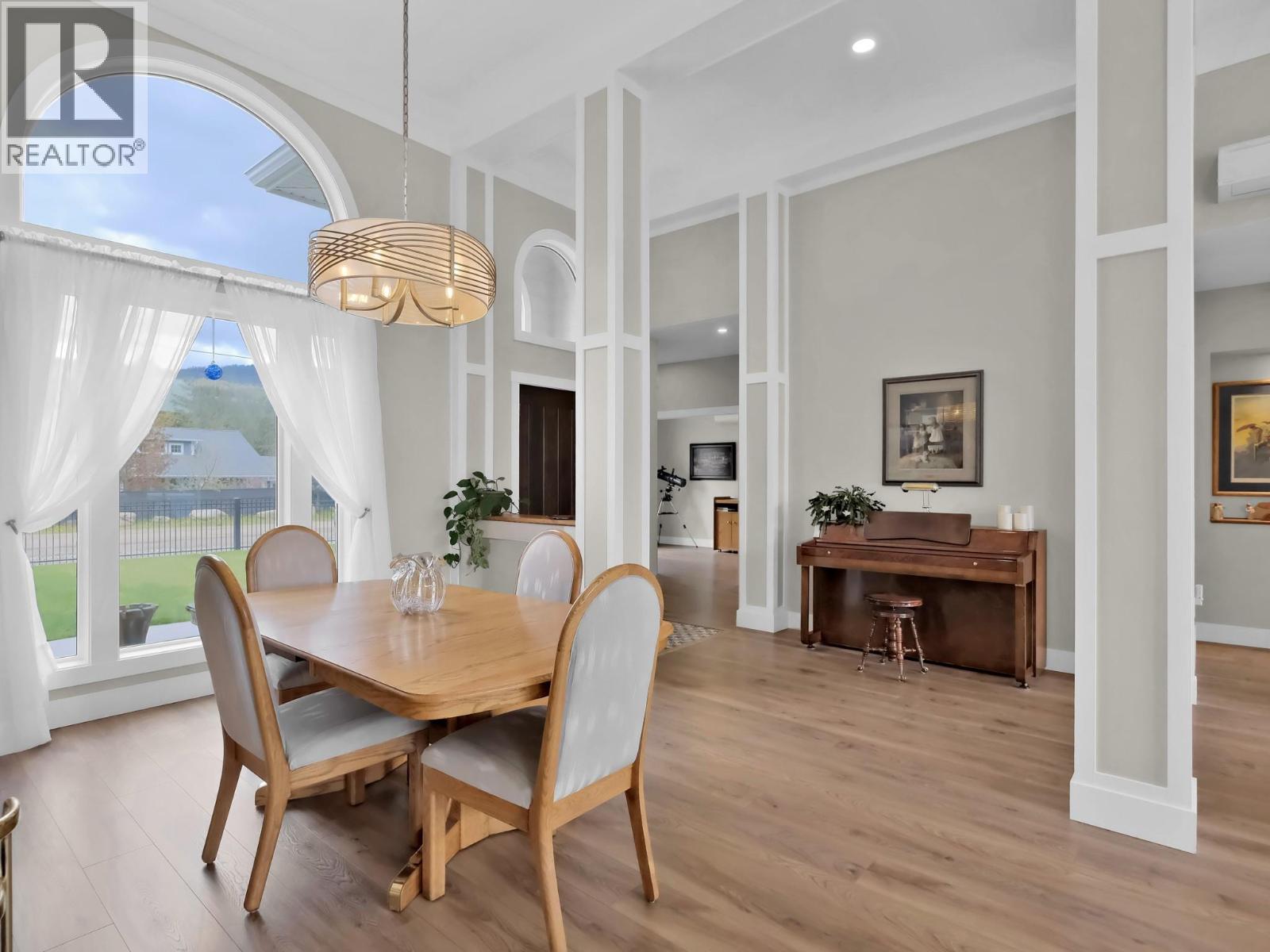 7255 Dunwaters Road, Kelowna