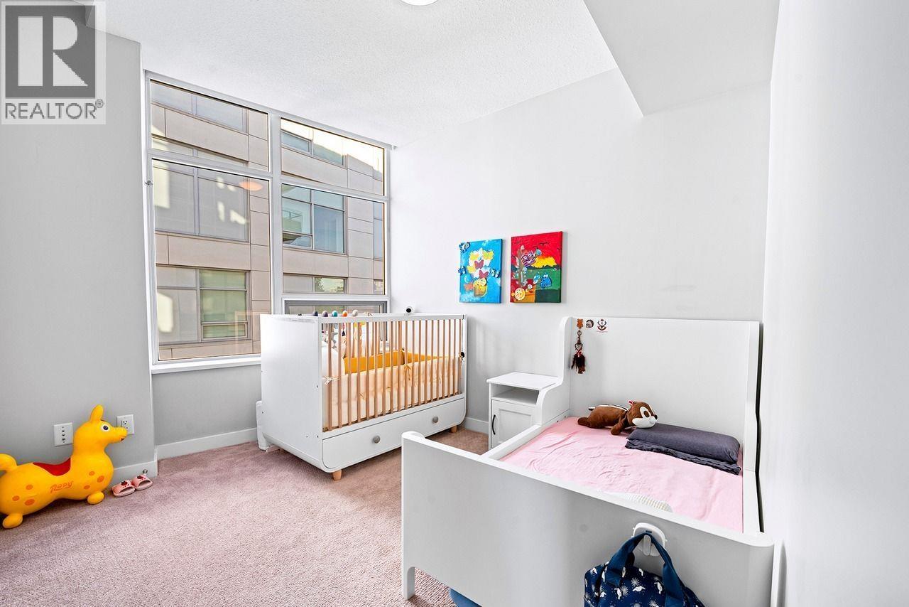 401 5033 CAMBIE STREET