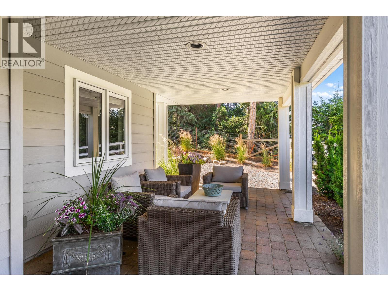 16699 Carrs Landing Road, Lake Country