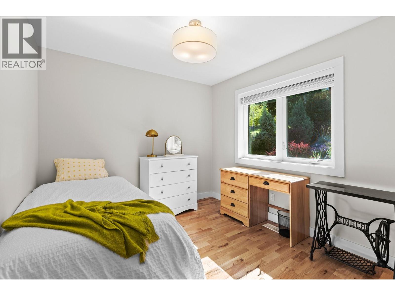 16699 Carrs Landing Road, Lake Country