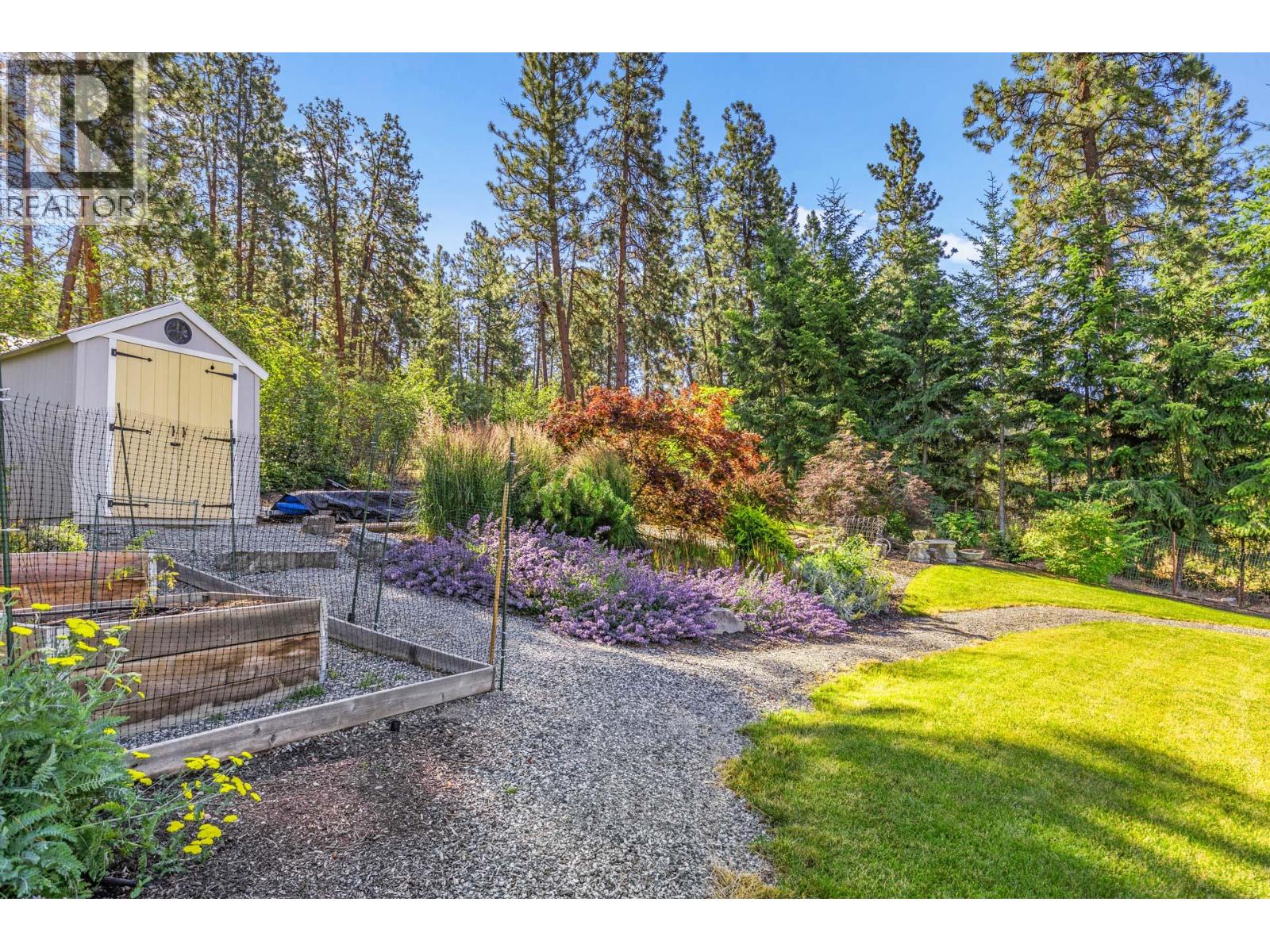 16699 Carrs Landing Road, Lake Country