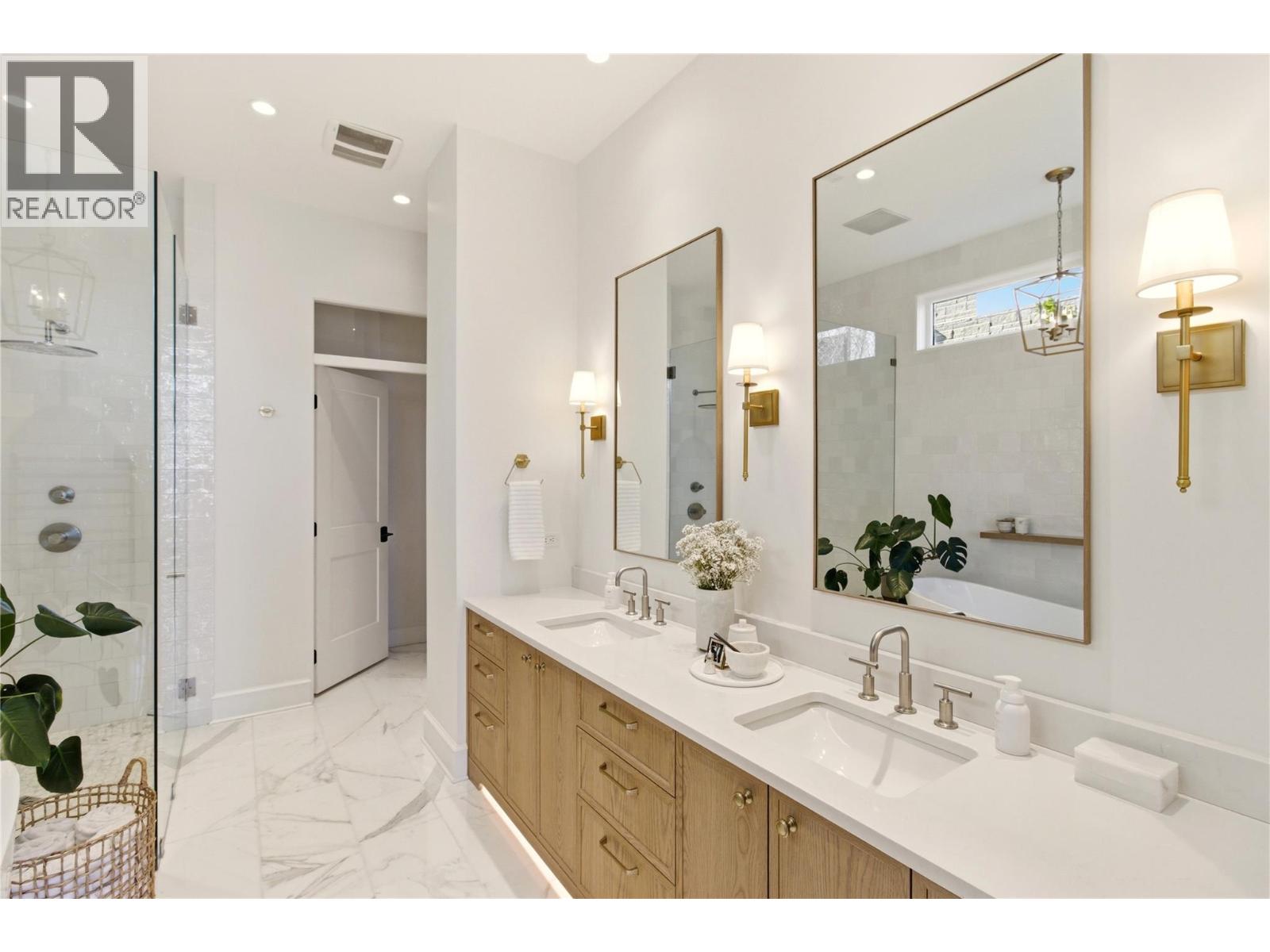 347 Braeloch Road N, Kelowna