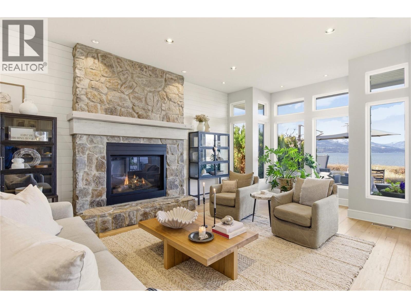 347 Braeloch Road N, Kelowna