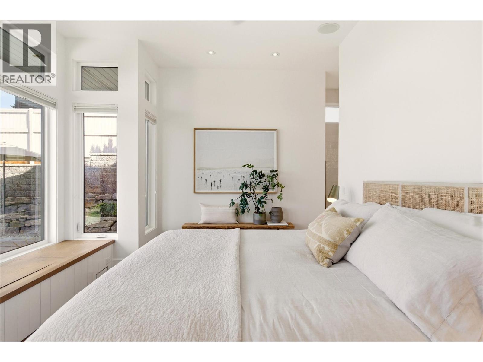 347 Braeloch Road N, Kelowna