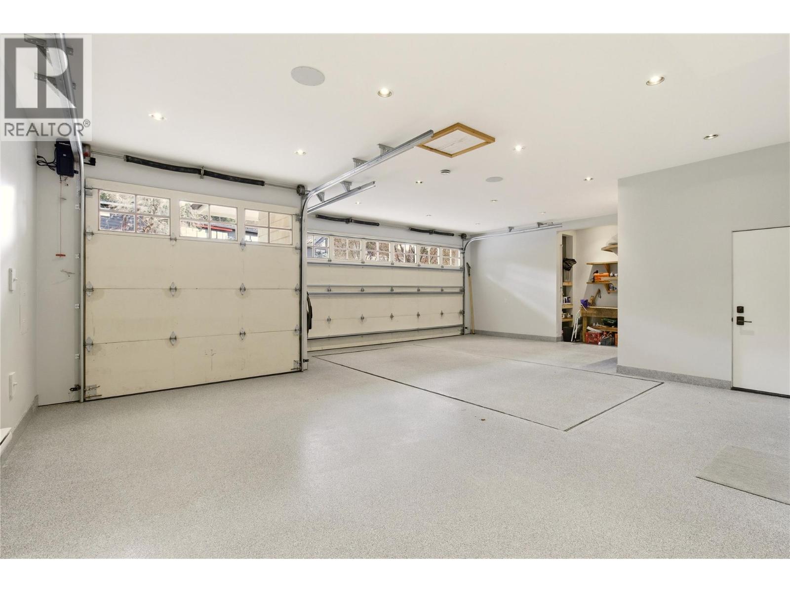 347 Braeloch Road N, Kelowna