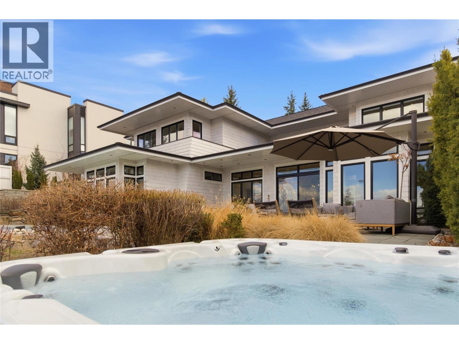347 Braeloch Road N, Kelowna