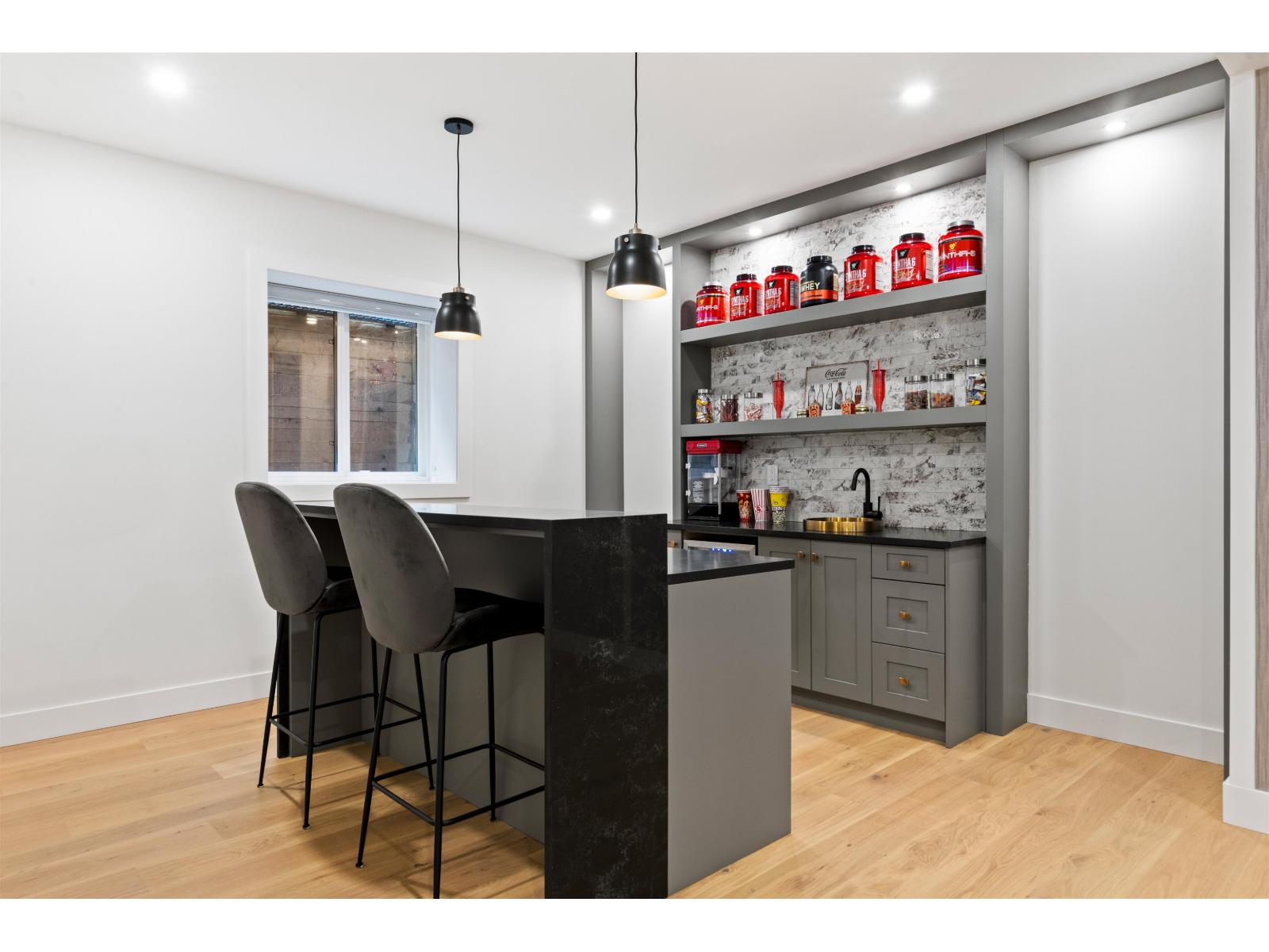 19851 37 AVENUE, Langley