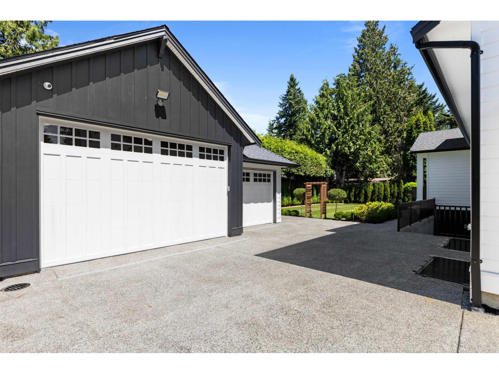 19851 37 AVENUE, Langley