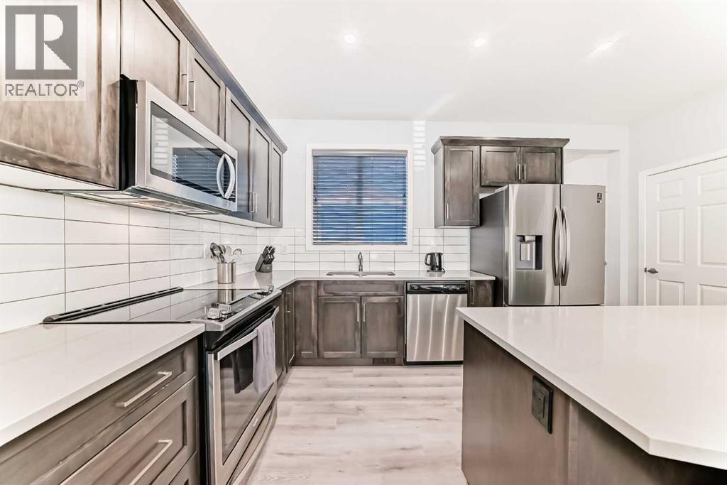 Single Family House for Sale in  Yorkville Avenue SW Yorkville Calgary 