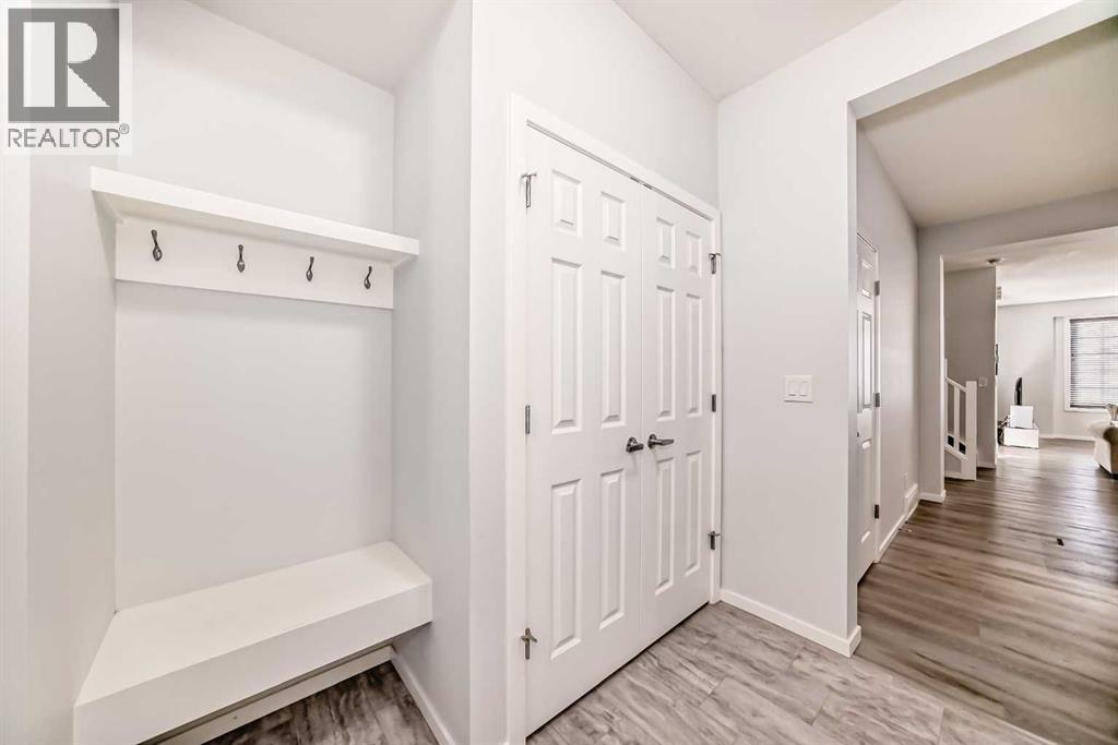 Single Family House for Sale in  Yorkville Avenue SW Yorkville Calgary 