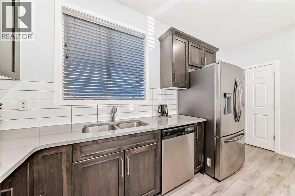 Single Family House for Sale in  Yorkville Avenue SW Yorkville Calgary 