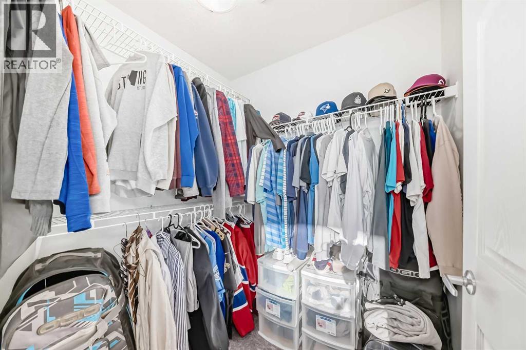 Single Family House for Sale in  Yorkville Avenue SW Yorkville Calgary 