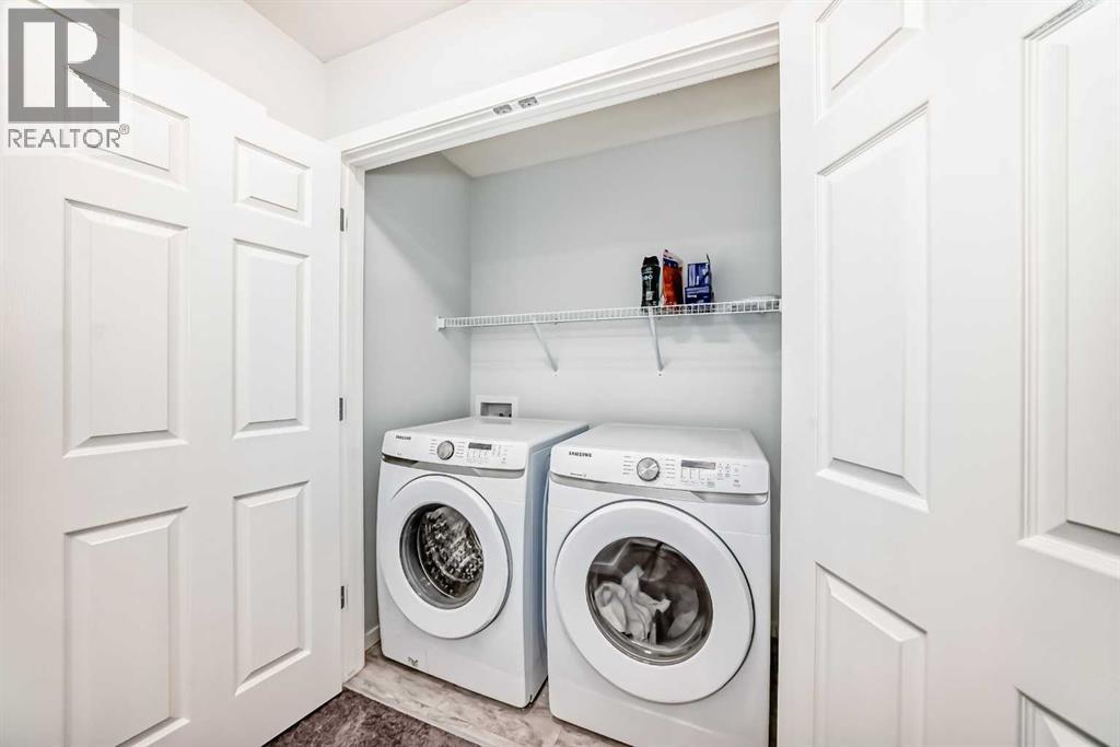 Single Family House for Sale in  Yorkville Avenue SW Yorkville Calgary 