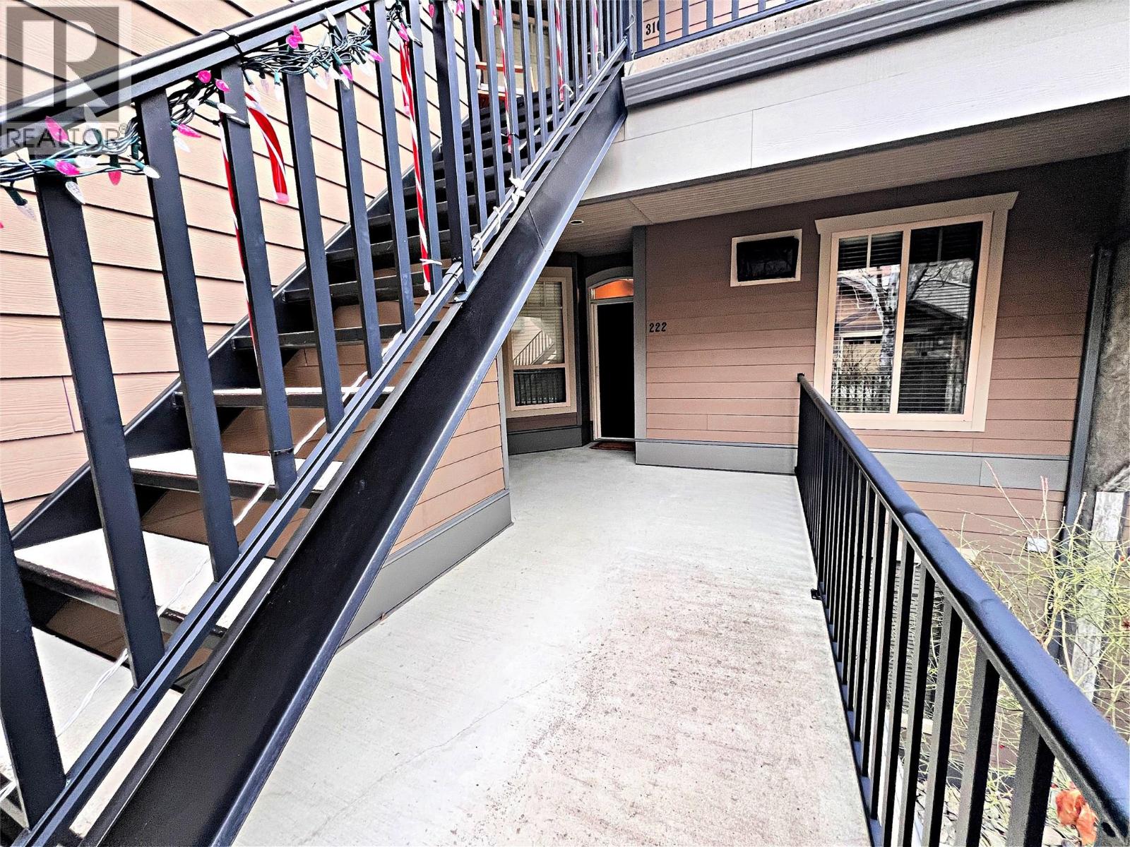 222 4350 Ponderosa Drive, Peachland