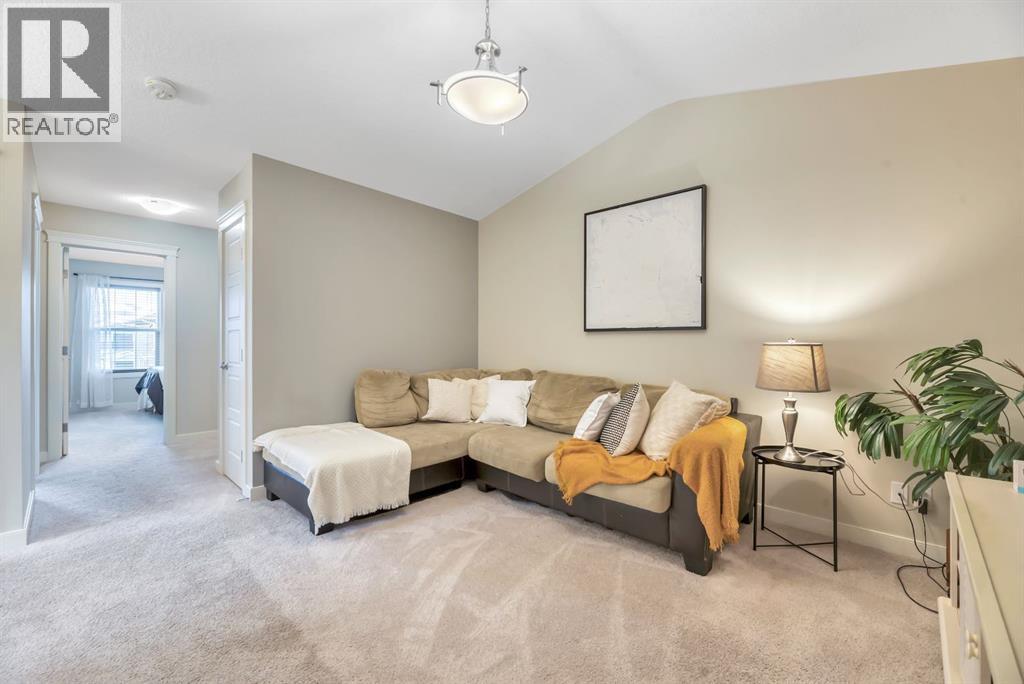 Single Family House for Sale in  Redstone Common NE Redstone Calgary 