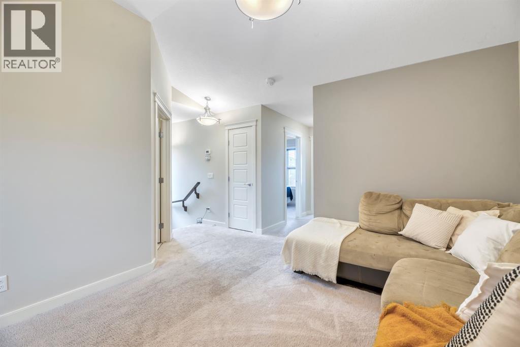 Single Family House for Sale in  Redstone Common NE Redstone Calgary 