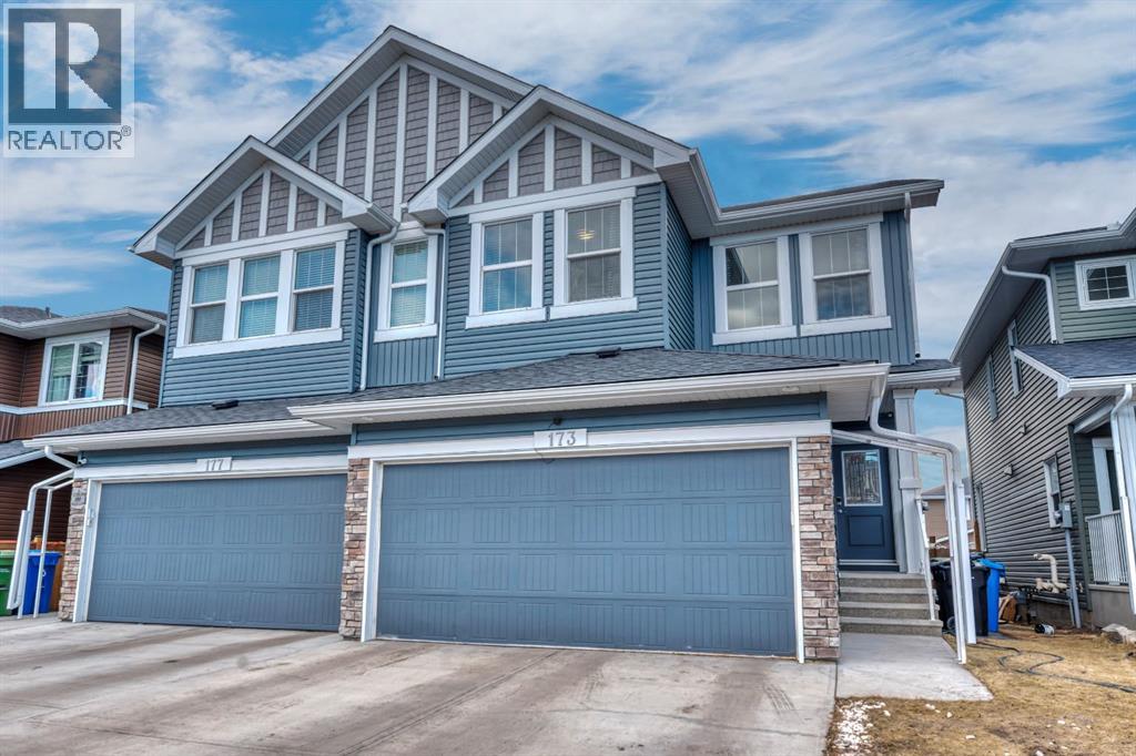 Single Family House for Sale in  Redstone Common NE Redstone Calgary 