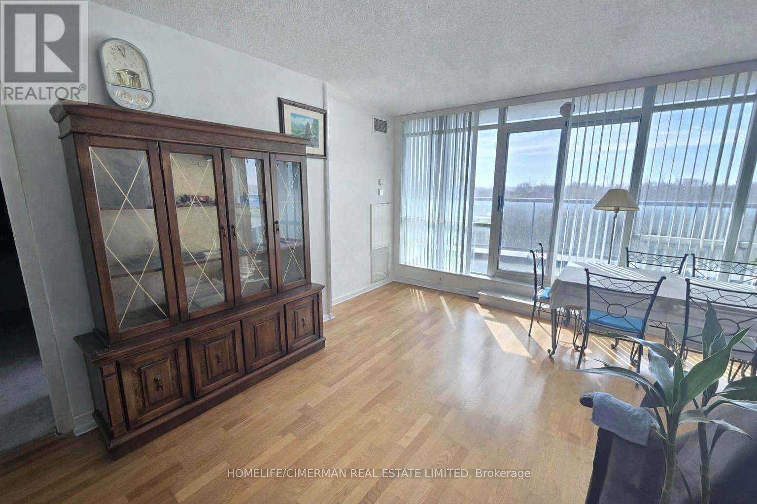 #711 219 FORT YORK BOULEVARD - 5