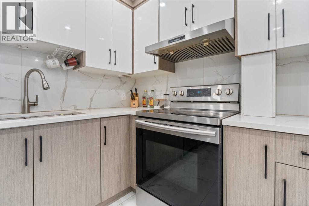 Single Family House for Sale in  Falshire Terrace NE Falconridge Calgary 