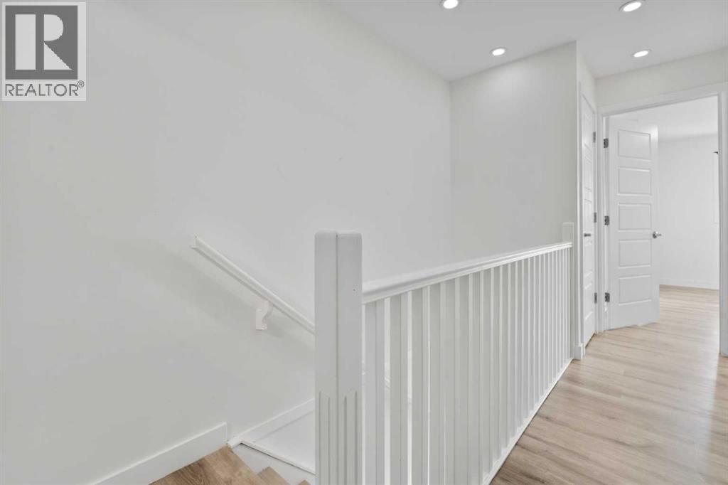 Single Family House for Sale in  Falshire Terrace NE Falconridge Calgary 