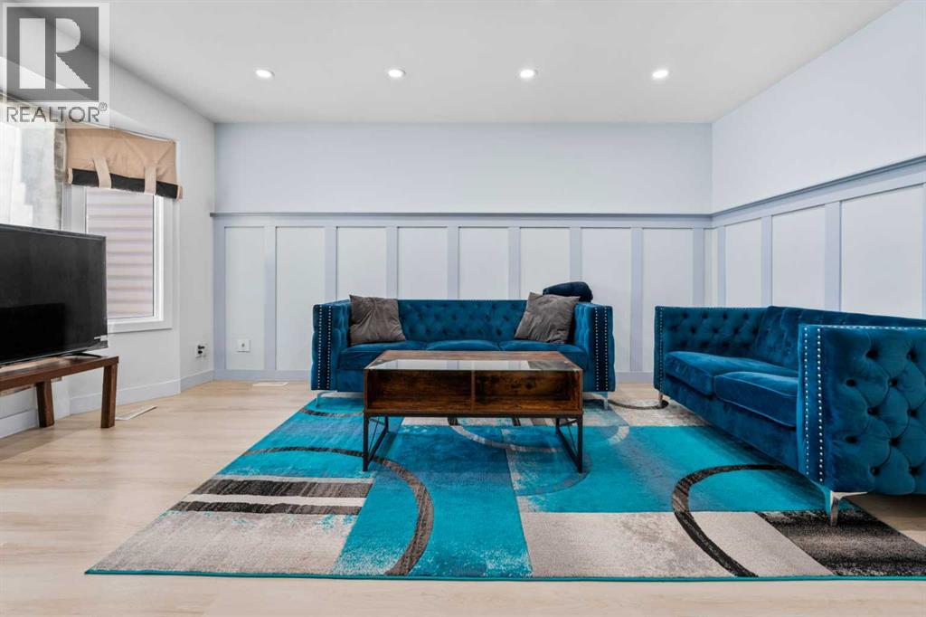 Single Family House for Sale in  Falshire Terrace NE Falconridge Calgary 