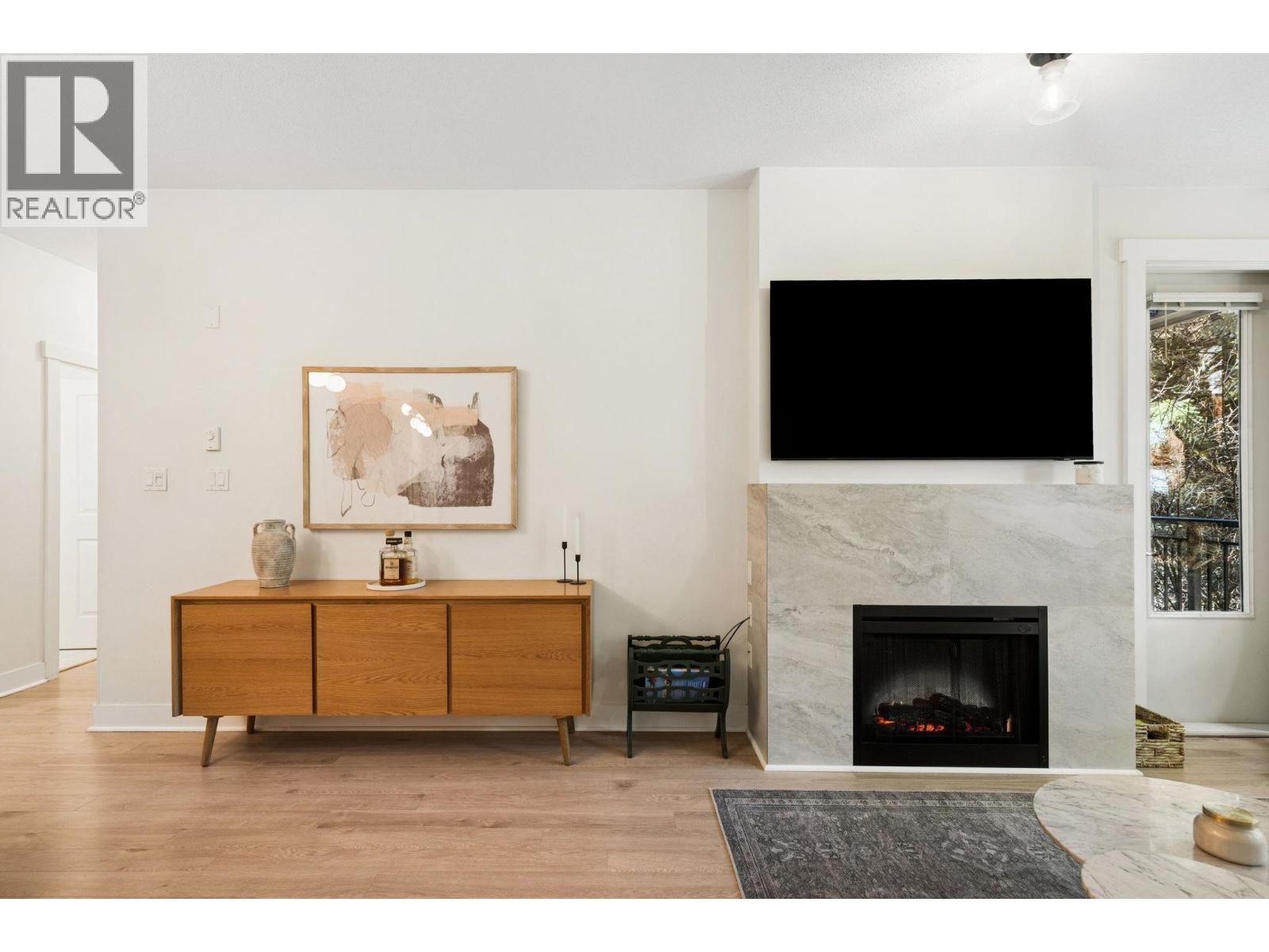 218 1111 27TH Street - main photo