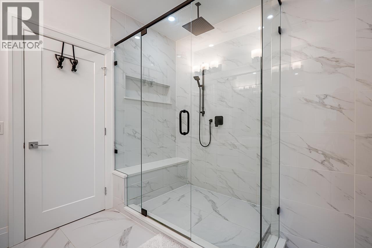 855 PATRICIA AVENUE, Port Coquitlam