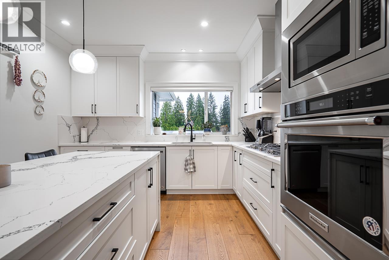 855 PATRICIA AVENUE, Port Coquitlam