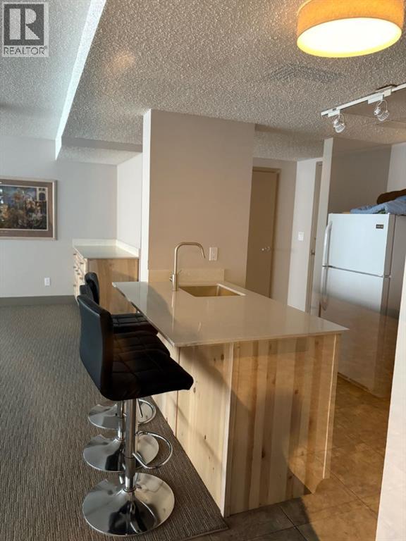 Single Family House for Sale in    Avenue SW Windsor Park Calgary 