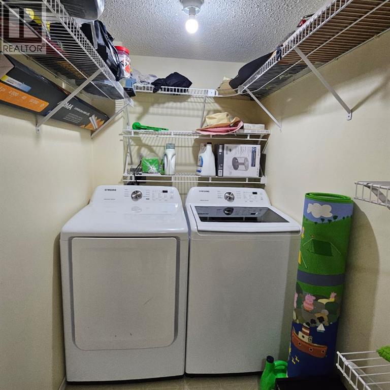 Single Family House for Sale in    Avenue SW Windsor Park Calgary 