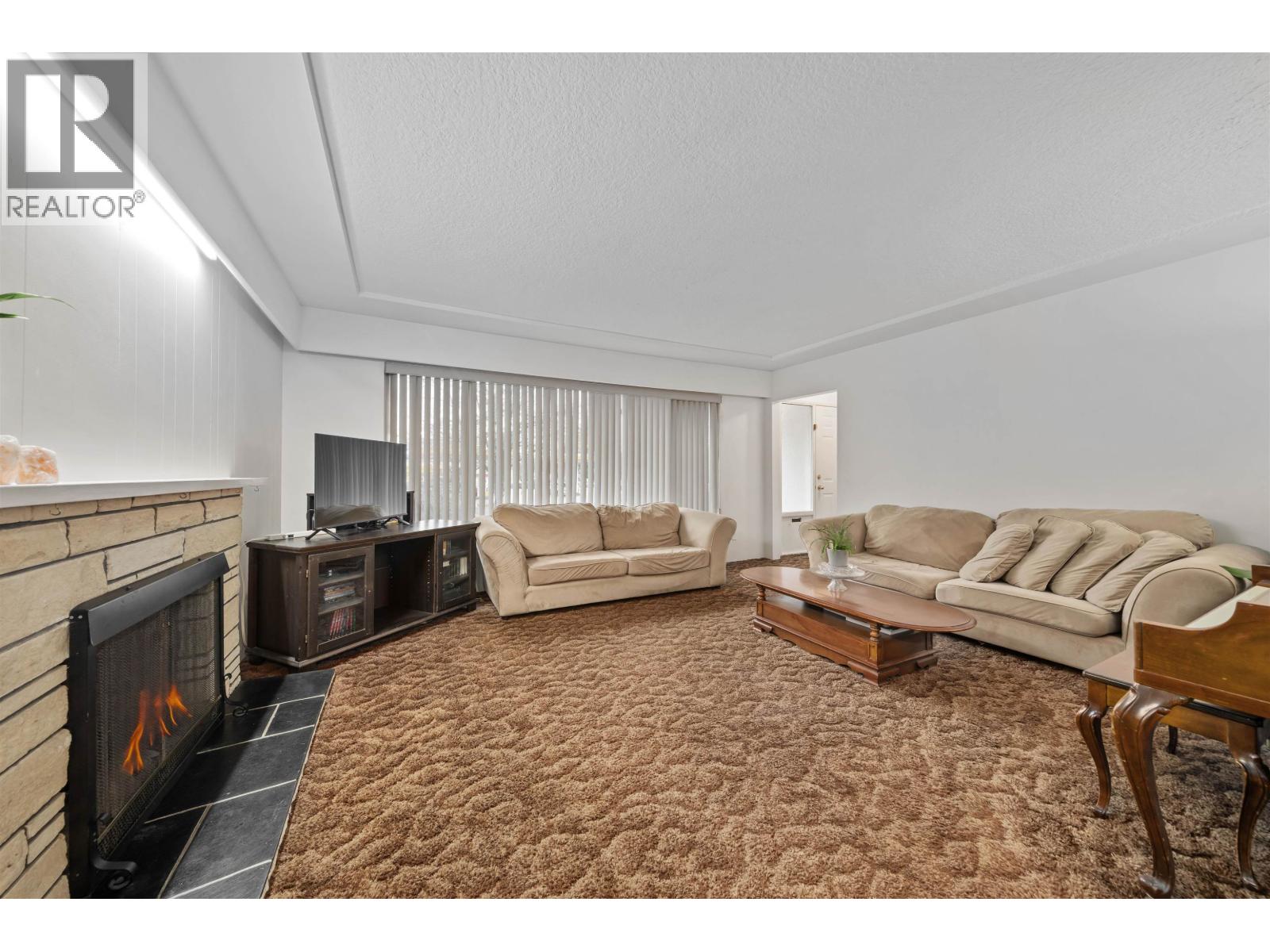 3115 E 49 AVENUE, Vancouver