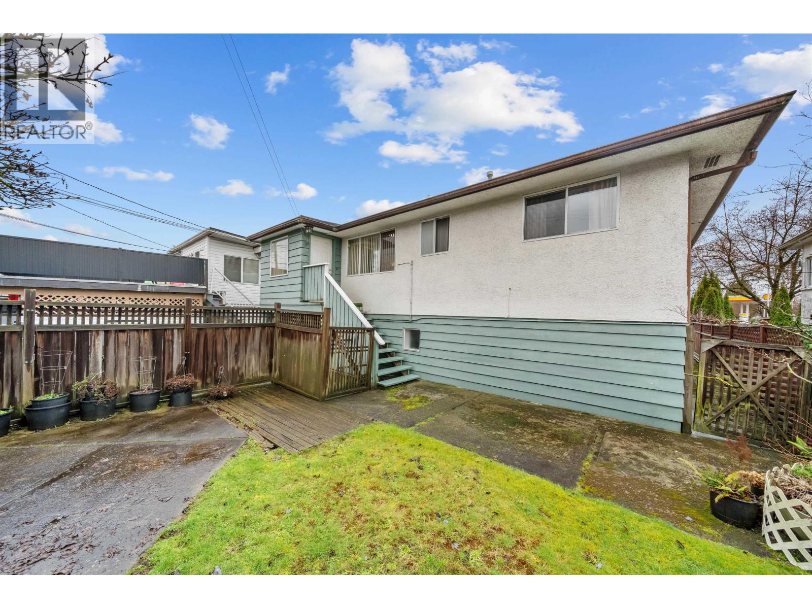 3115 E 49 AVENUE, Vancouver