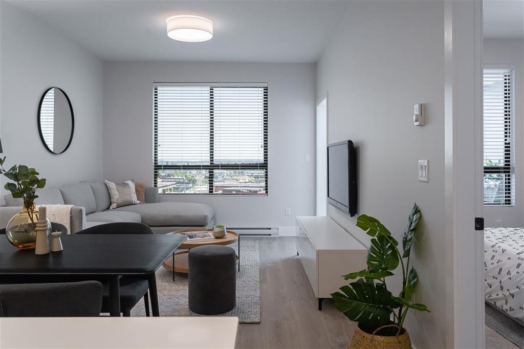 426 20360 LOGAN AVENUE, Langley