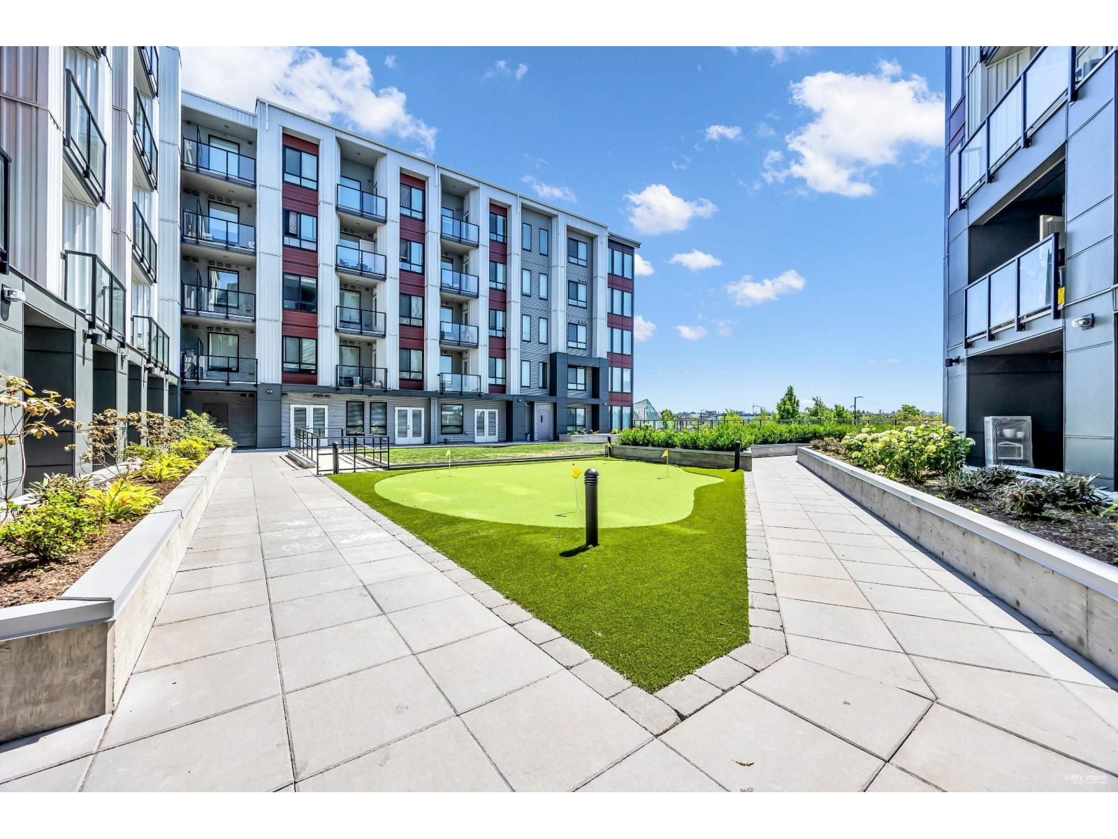 426 20360 LOGAN AVENUE, Langley