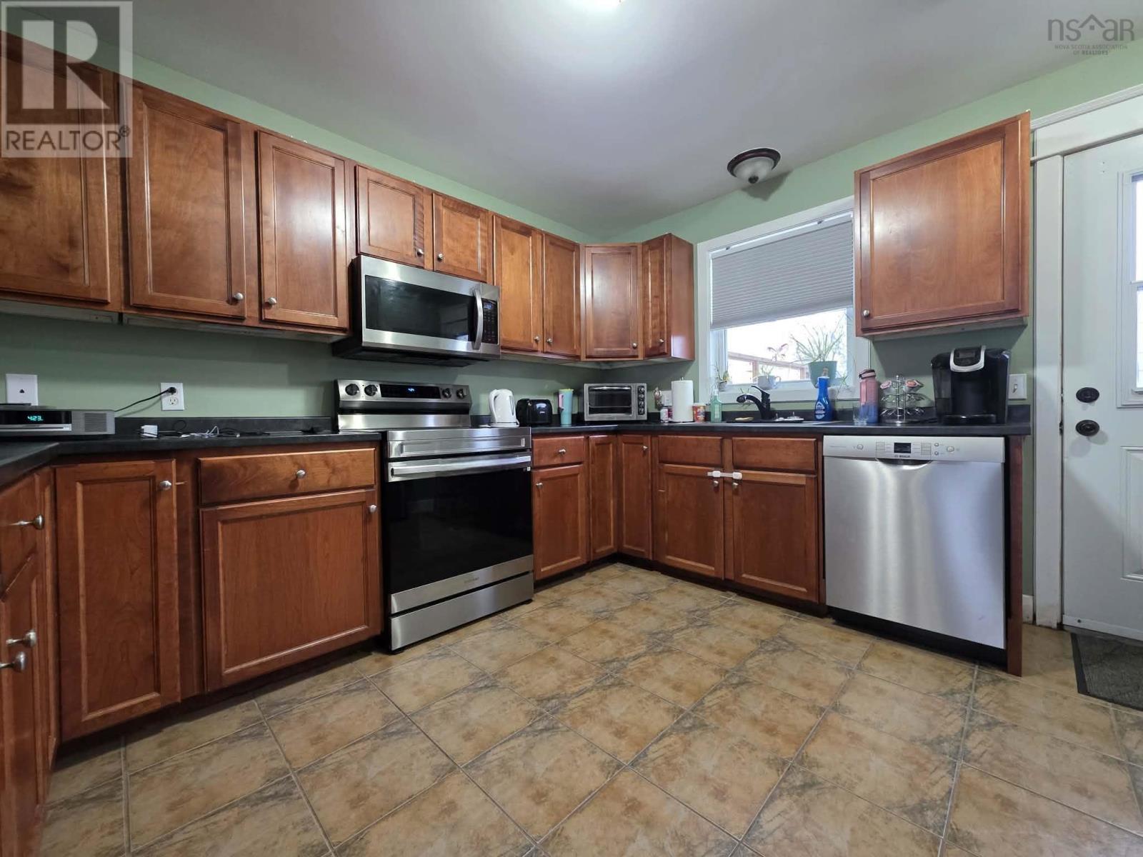 1611 MacKay Street - 2