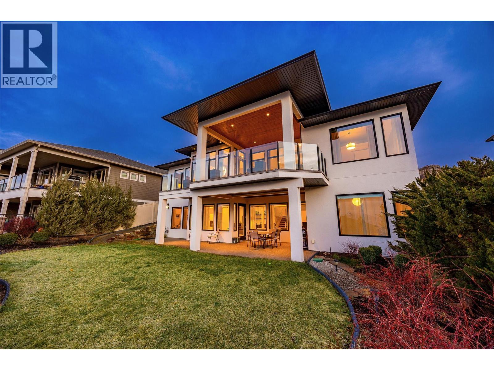  944 Hewetson Court, Kelowna