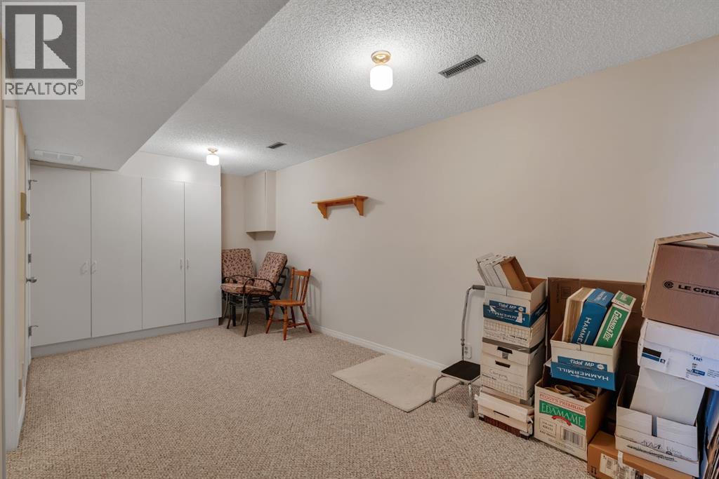 Single Family House 5 Level for Sale in   Woodacres Crescent SW Woodbine Calgary 