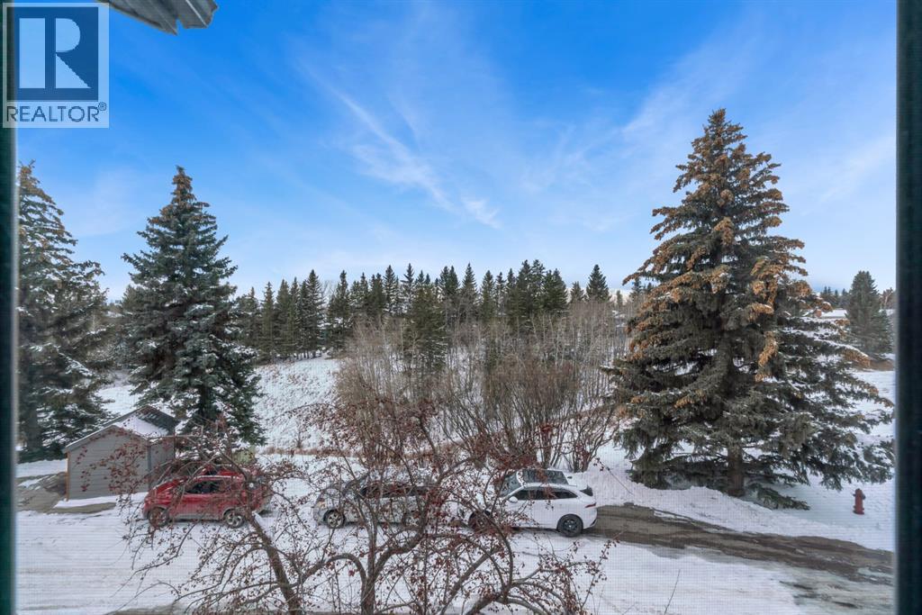 Single Family House 5 Level for Sale in   Woodacres Crescent SW Woodbine Calgary 