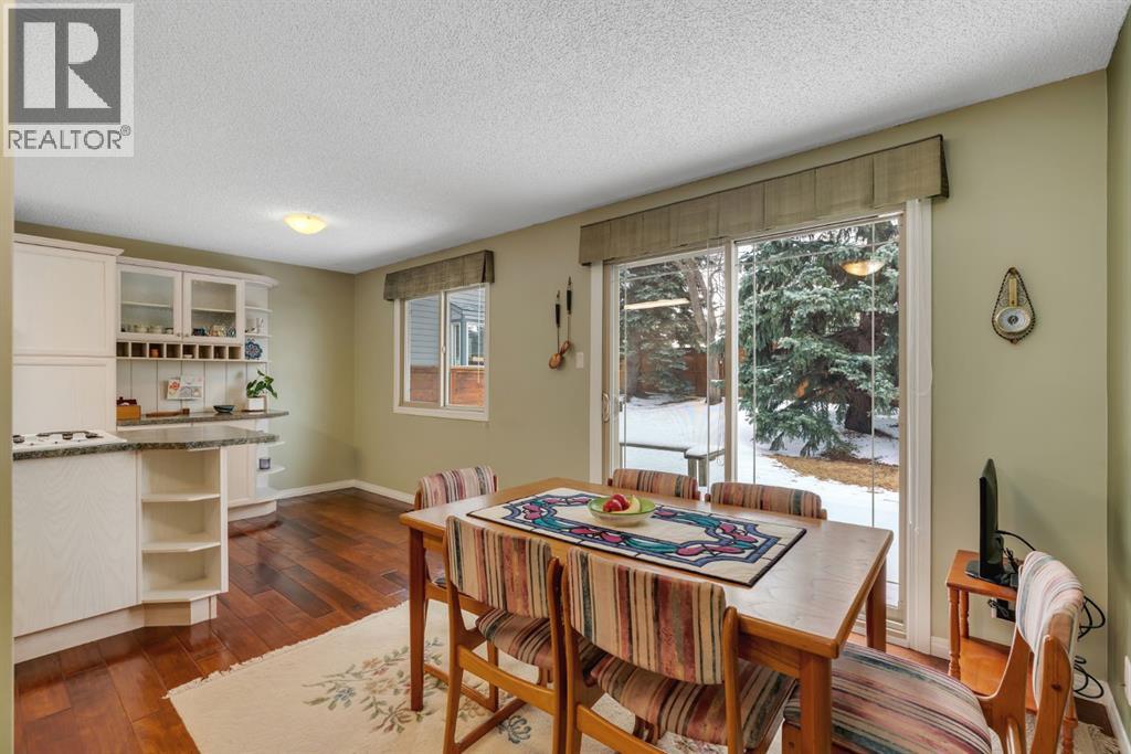 Single Family House 5 Level for Sale in   Woodacres Crescent SW Woodbine Calgary 