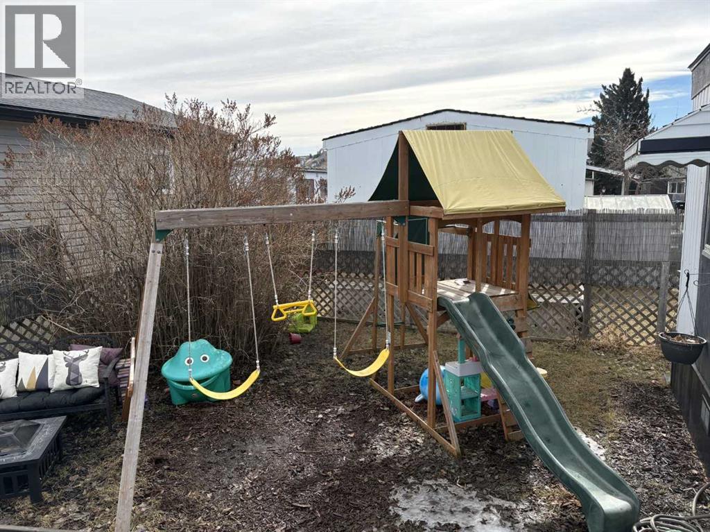 Single Family House Mobile Home for Sale in    Street NW Greenwood/Greenbriar Calgary 