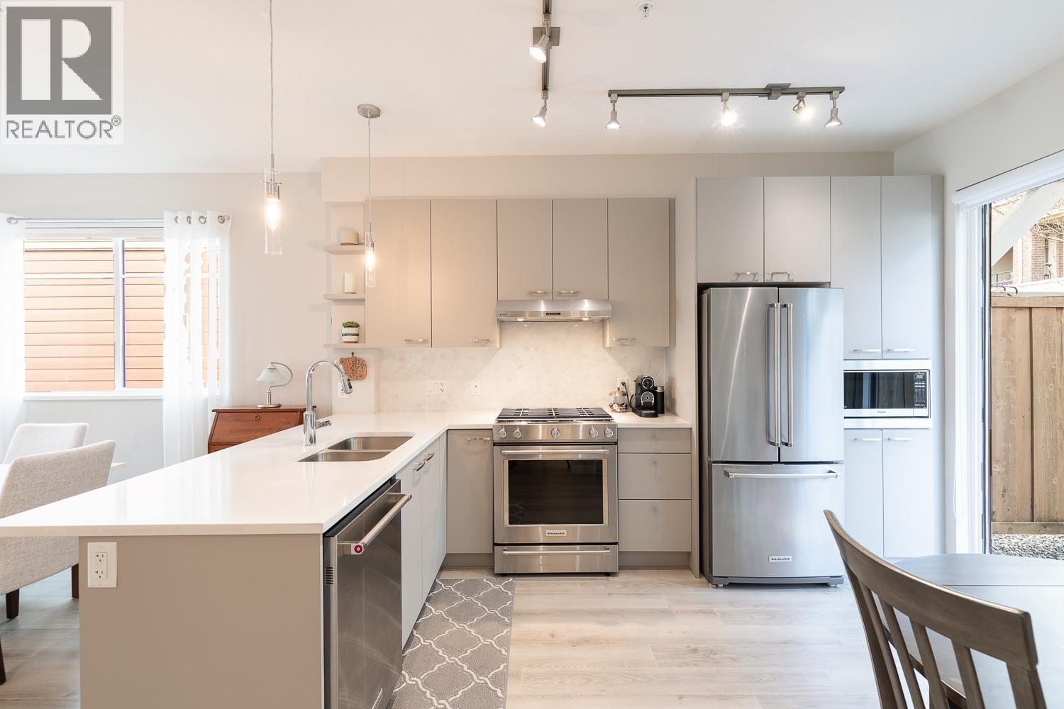 1214 GRANITE DRIVE, Squamish