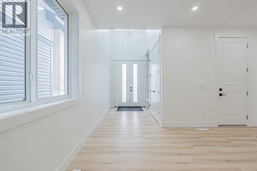 Single Family House for Sale in  Saddlecrest Circle NE Saddle Ridge Calgary 