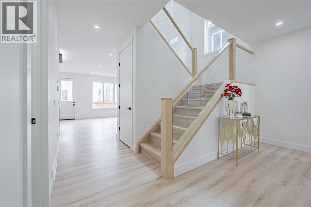 Single Family House for Sale in  Saddlecrest Circle NE Saddle Ridge Calgary 