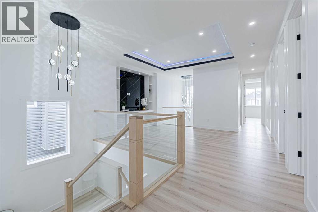 Single Family House for Sale in  Saddlecrest Circle NE Saddle Ridge Calgary 