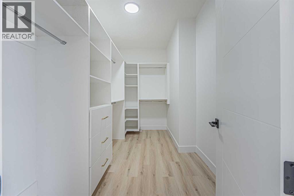 Single Family House for Sale in  Saddlecrest Circle NE Saddle Ridge Calgary 