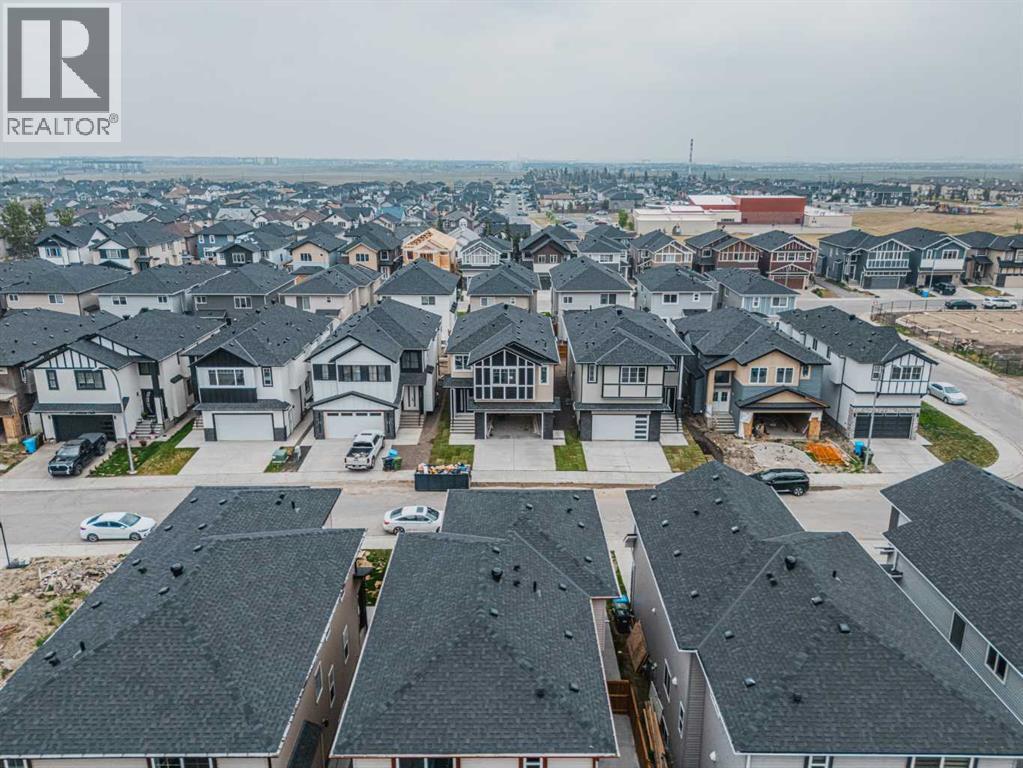 Single Family House for Sale in  Saddlecrest Circle NE Saddle Ridge Calgary 